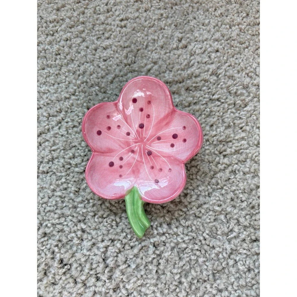 Ceramic Flower Soap Dish - Creative Red Flower Soap Holder (5.5